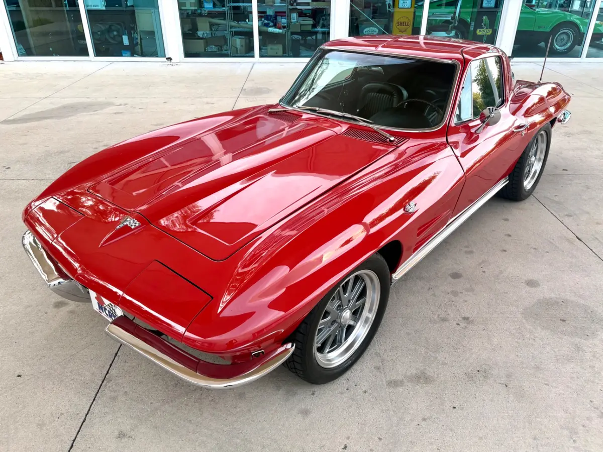 Vehicle photo 20