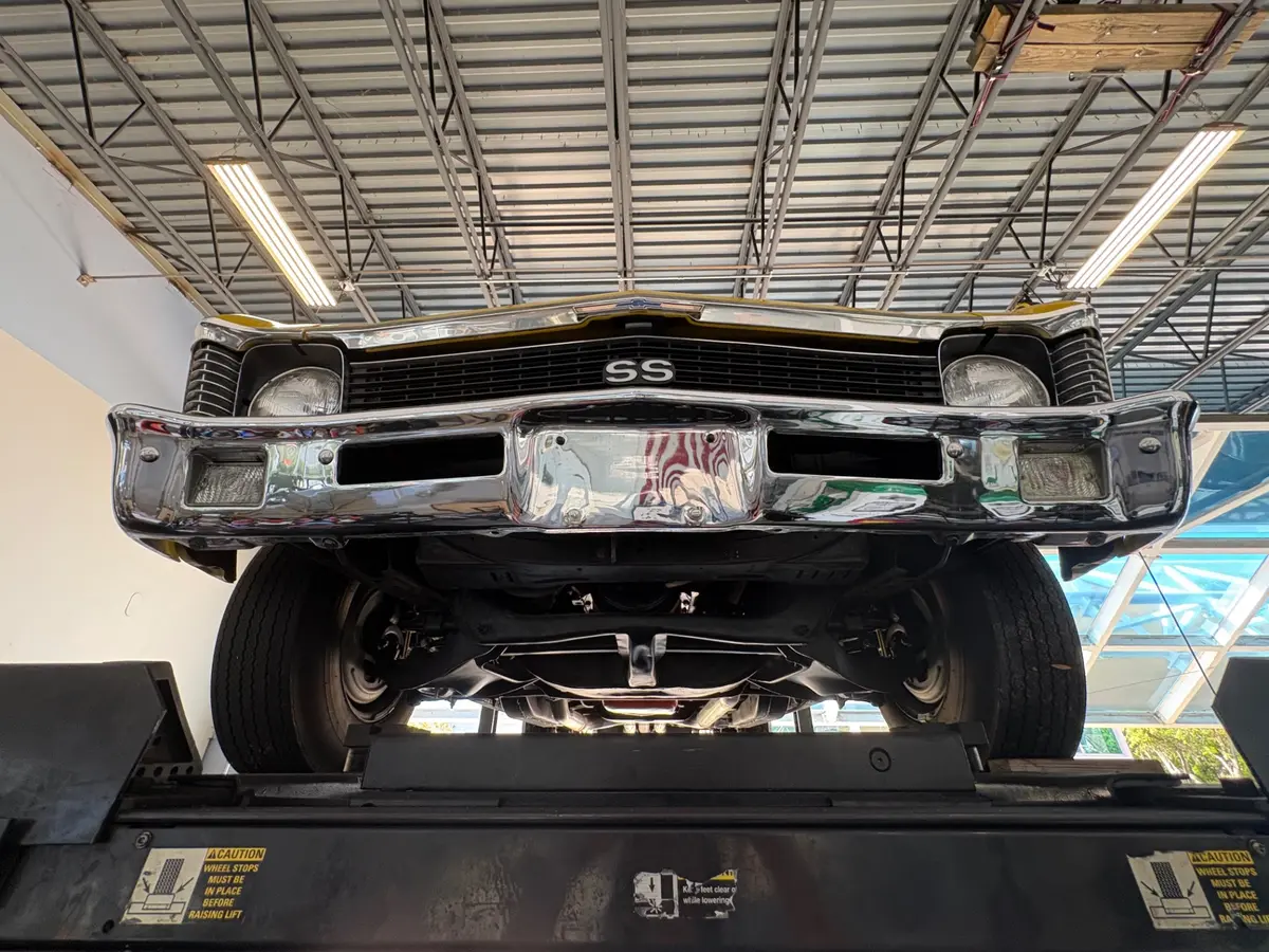 Vehicle photo 62