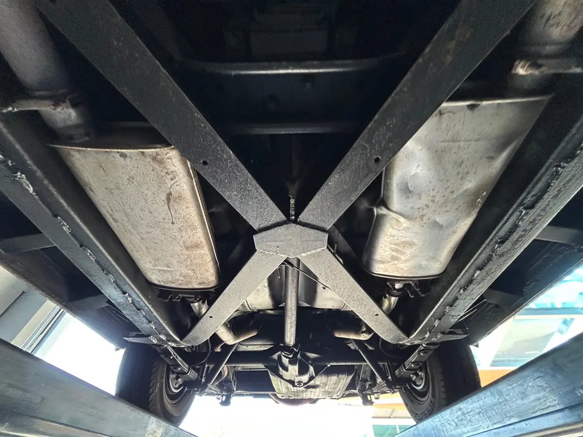 Vehicle photo 51