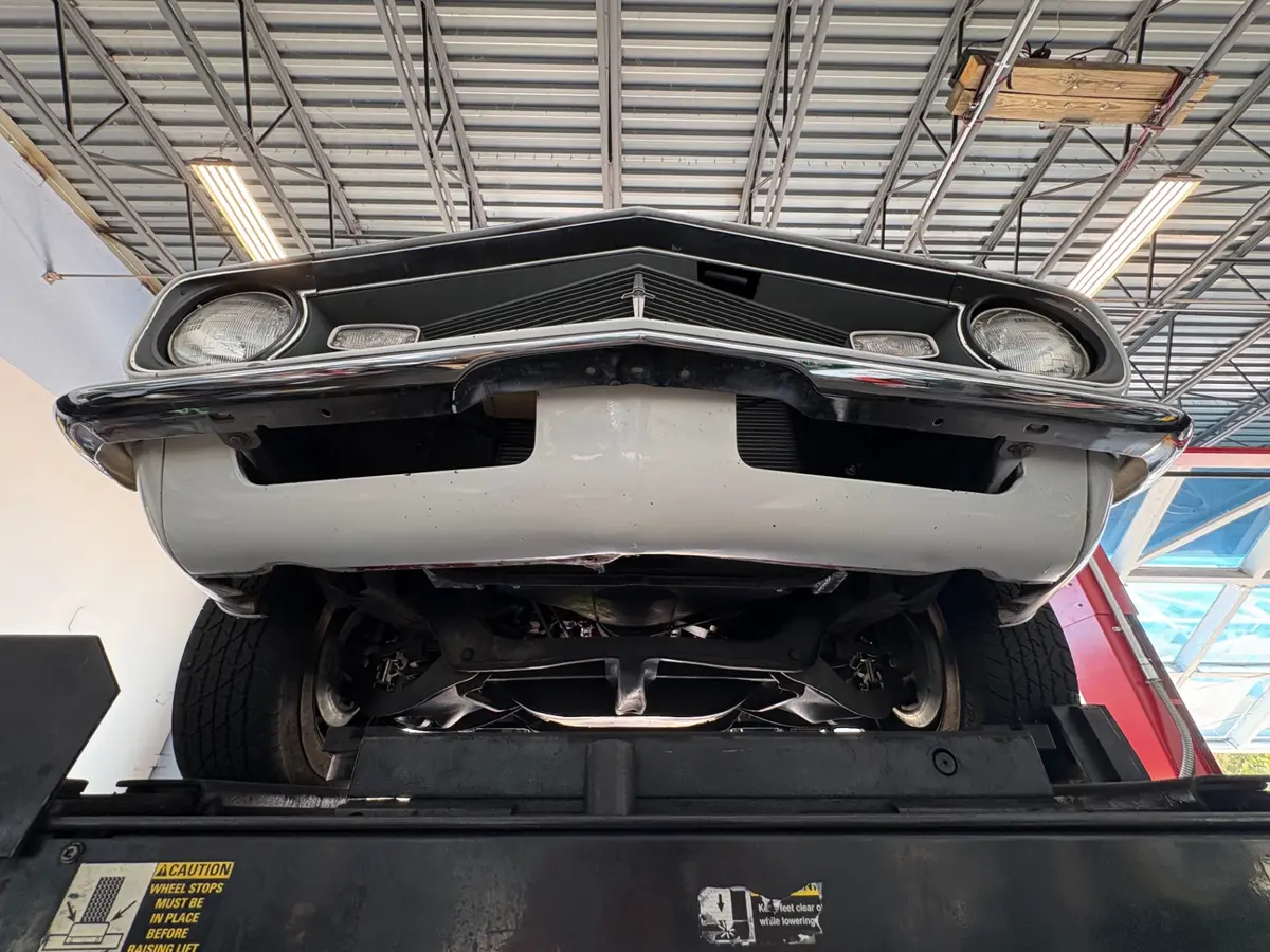 Vehicle photo 61