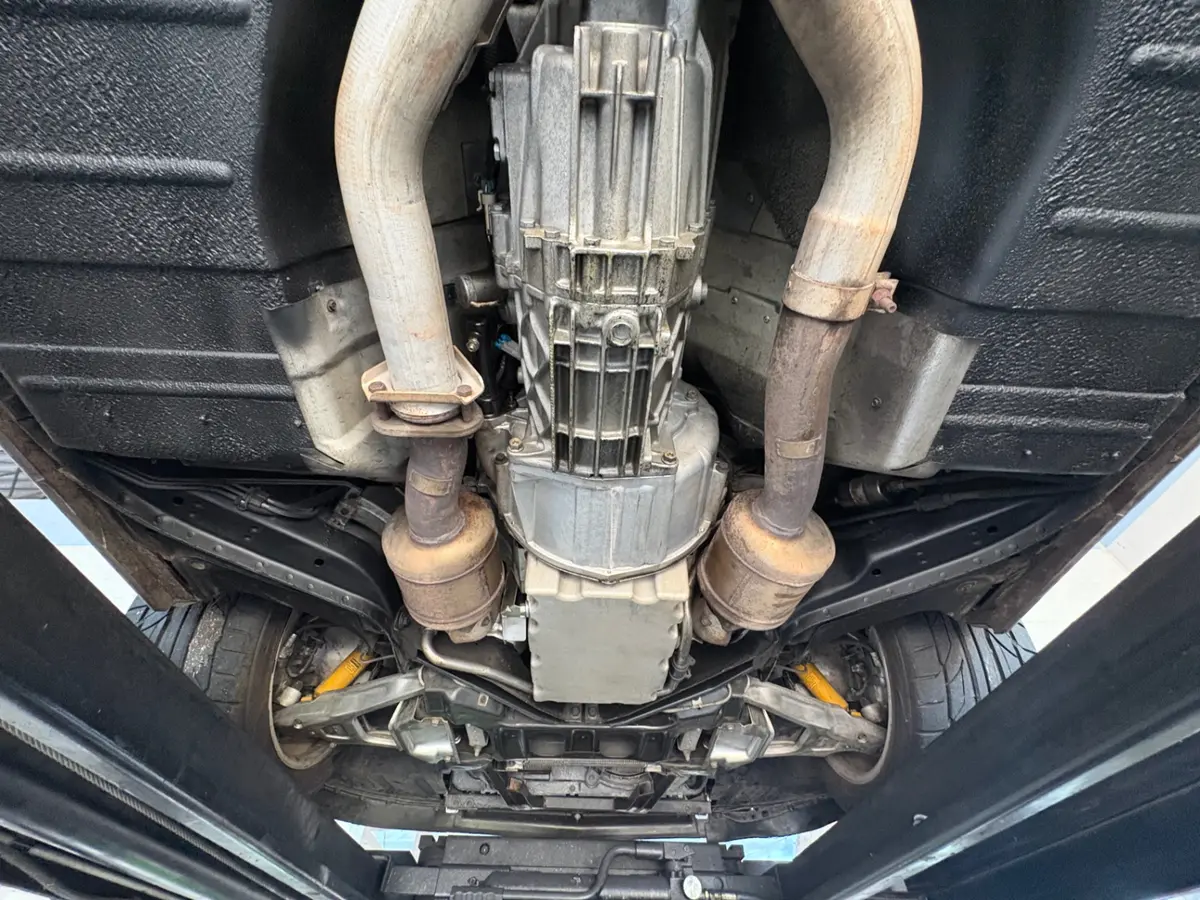 Vehicle photo 48
