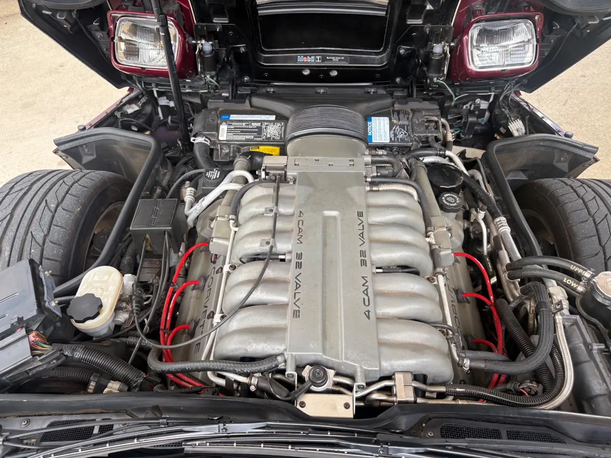 Vehicle photo 27