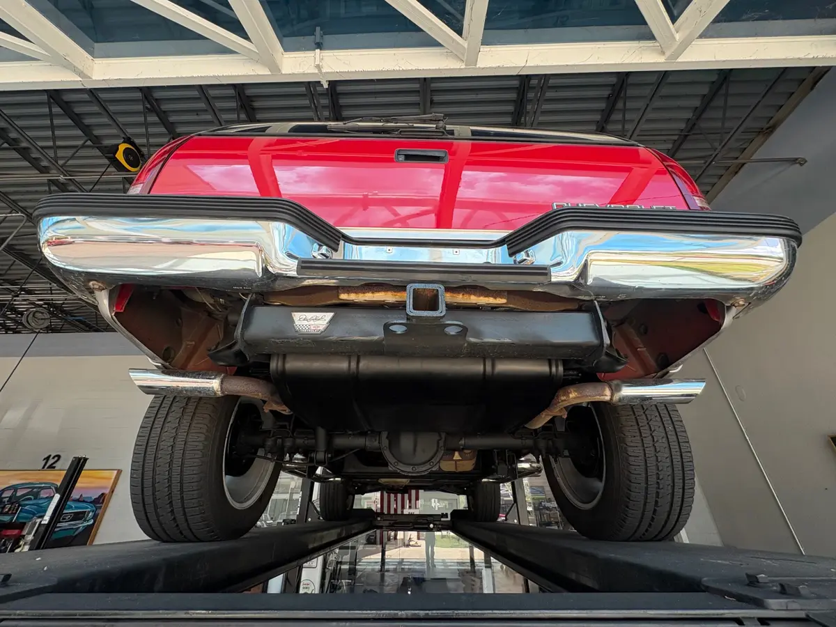 Vehicle photo 41