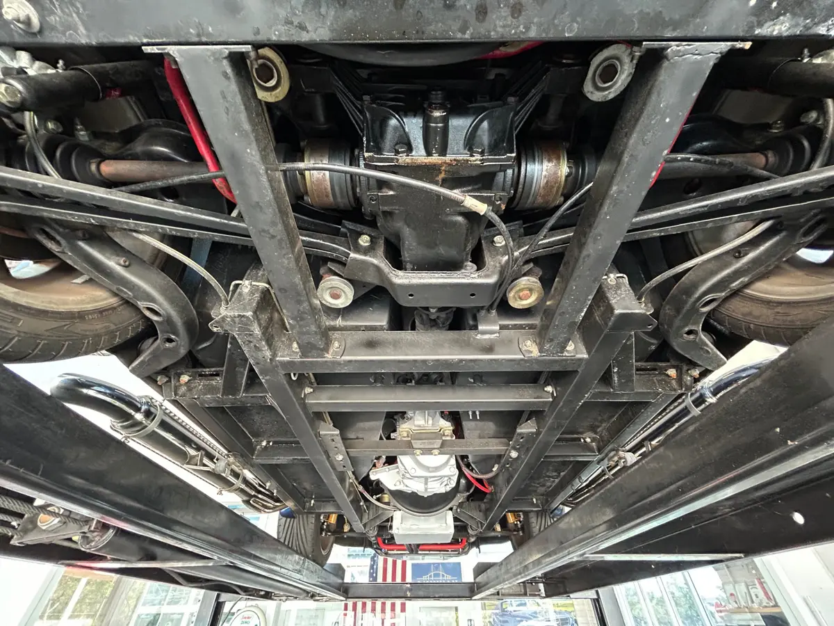 Vehicle photo 39