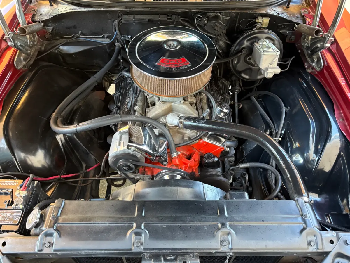 Vehicle photo 32