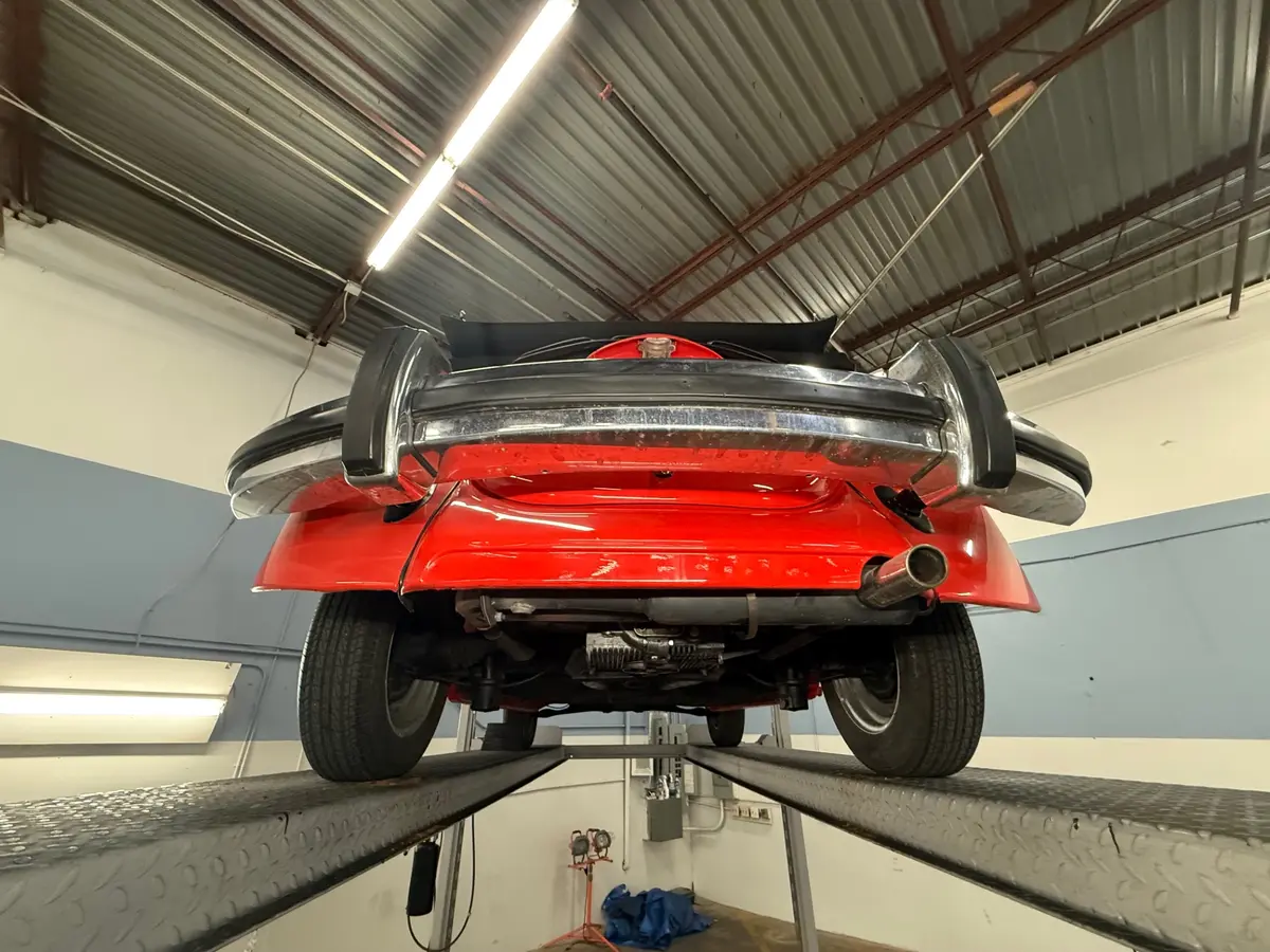 Vehicle photo 49