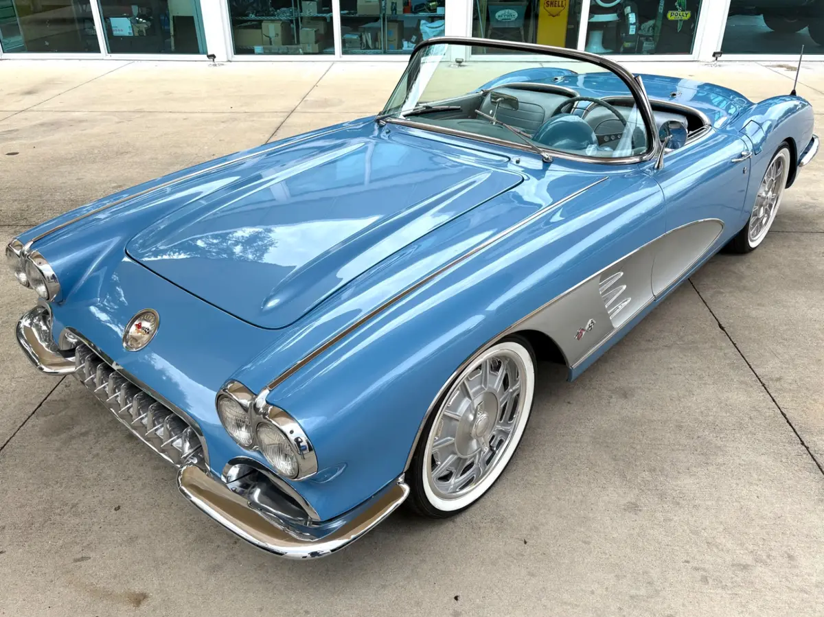 Vehicle photo 20