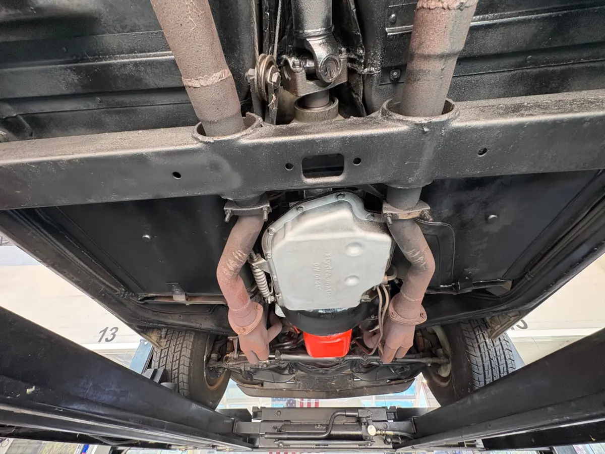 Vehicle photo 50