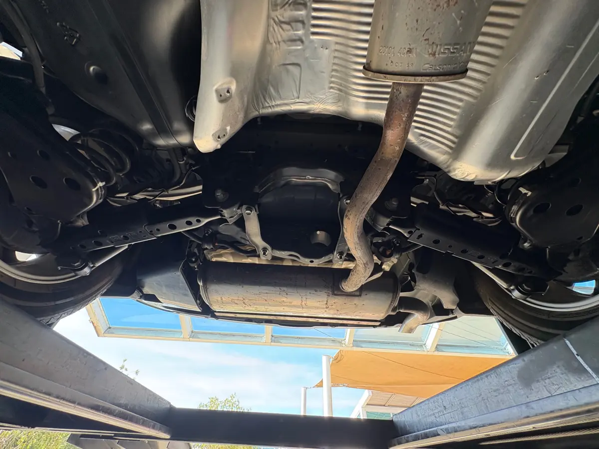 Vehicle photo 60