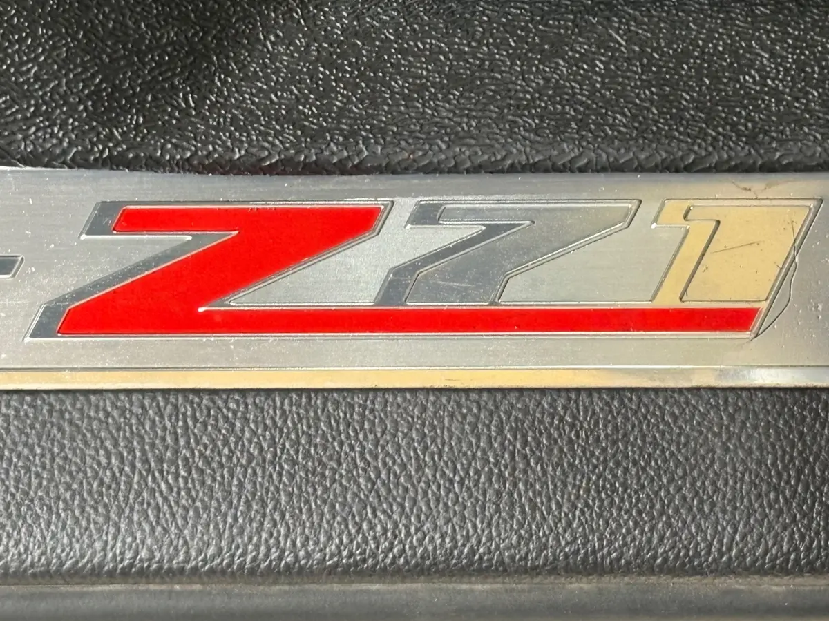 Vehicle photo 47