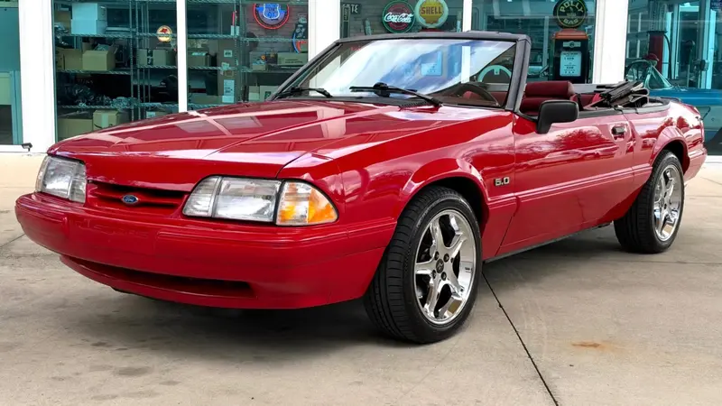 1992 Ford Mustang