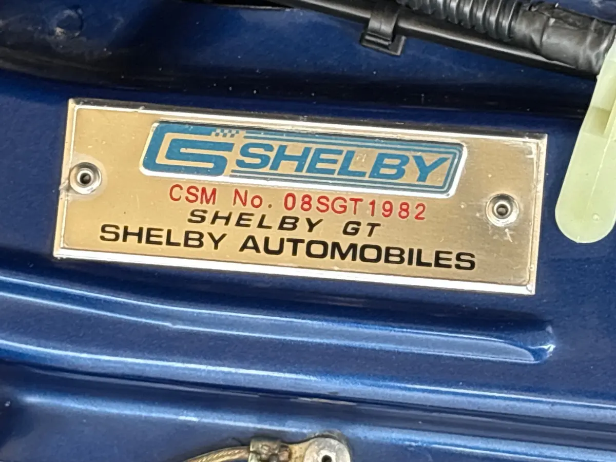 Vehicle photo 32
