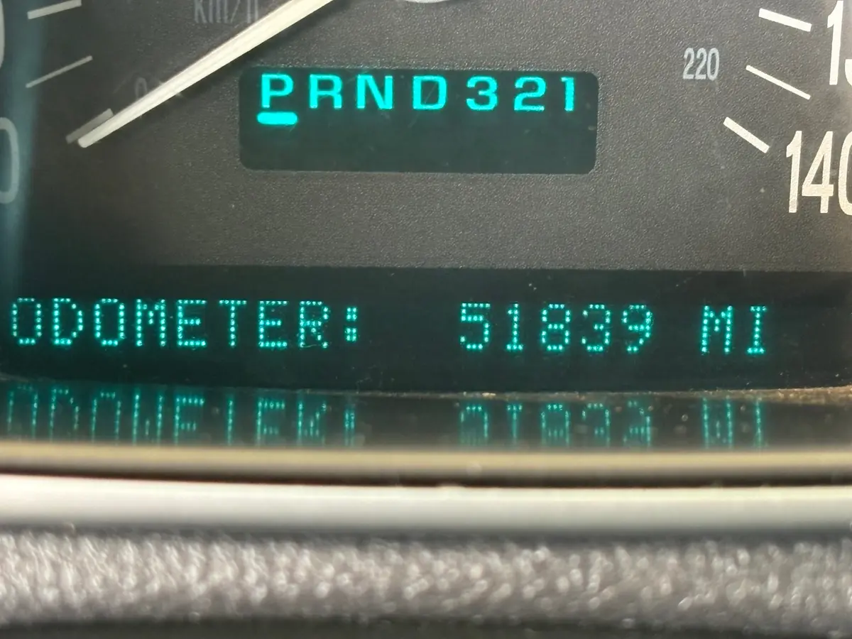 Vehicle photo 24