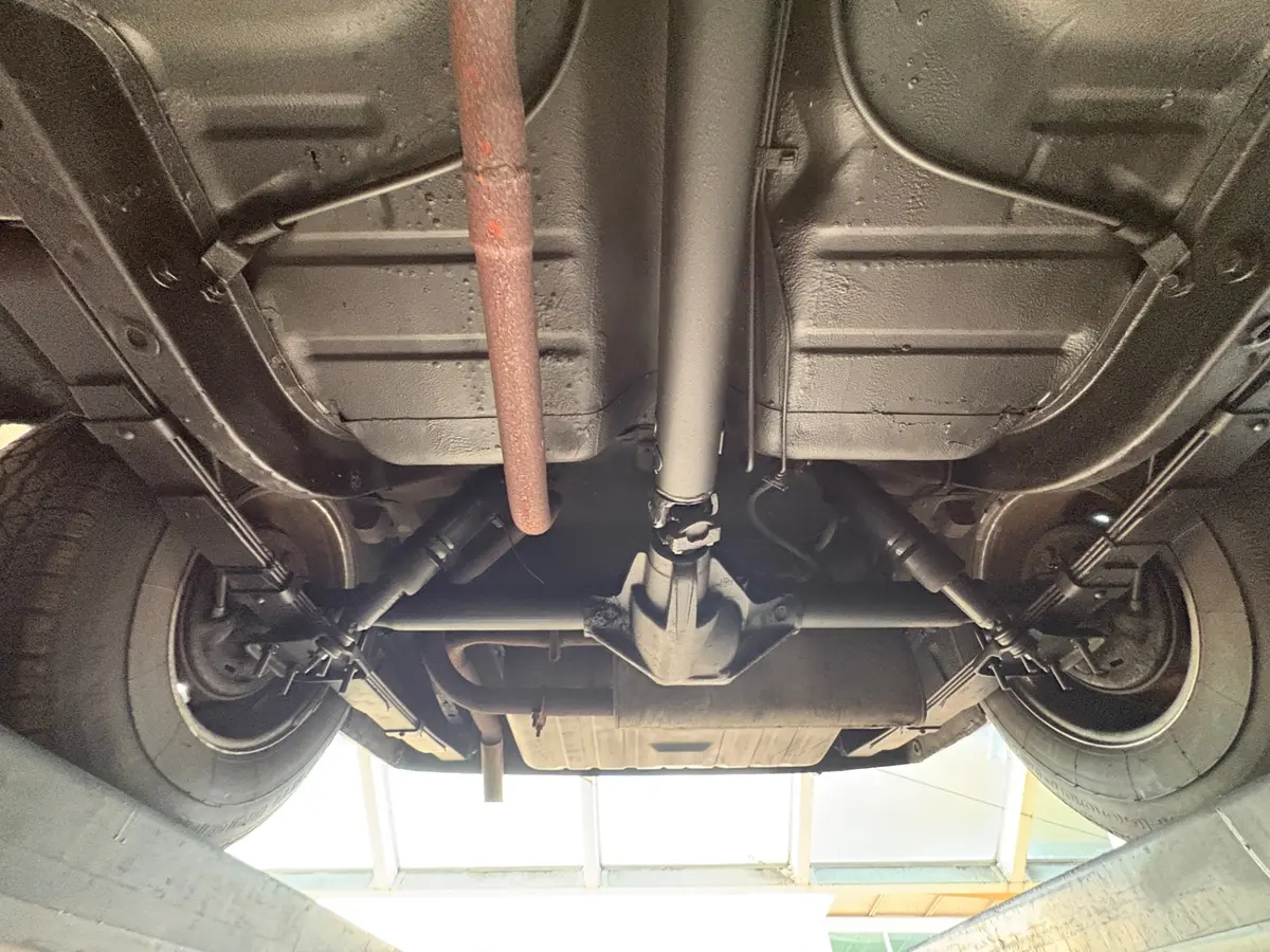 Vehicle photo 63