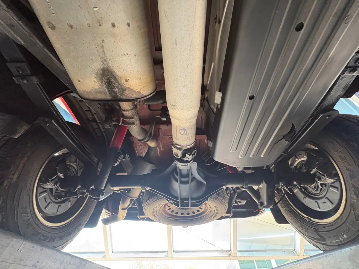 Vehicle photo 62