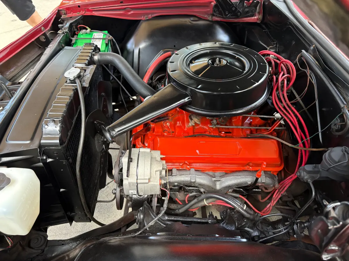 Vehicle photo 32