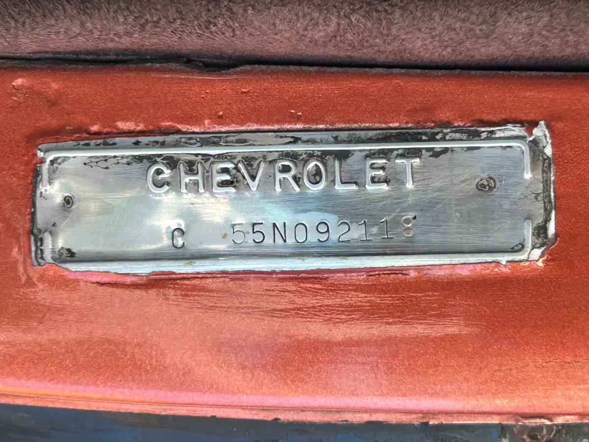 Vehicle photo 13