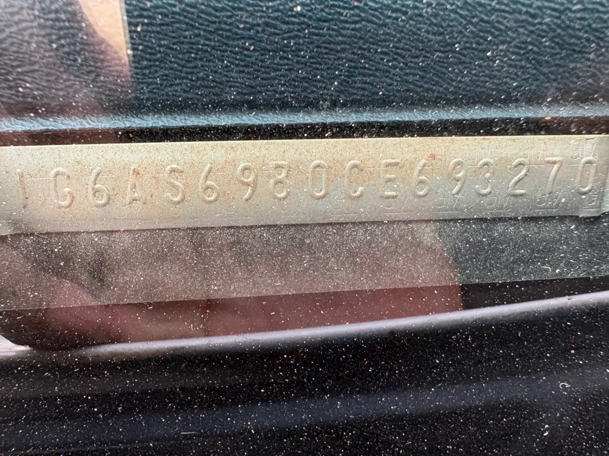 Vehicle photo 25