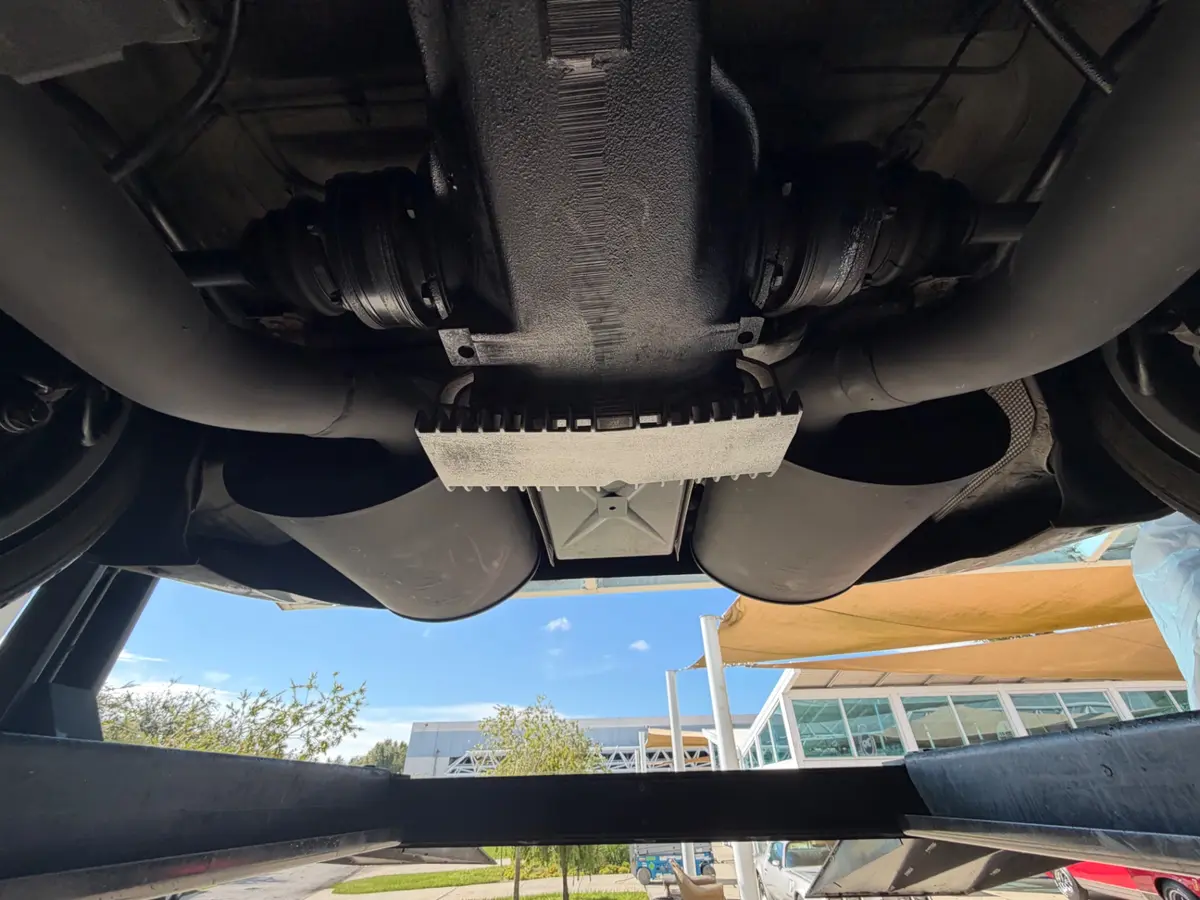 Vehicle photo 53