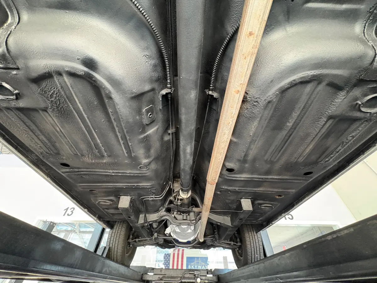 Vehicle photo 47