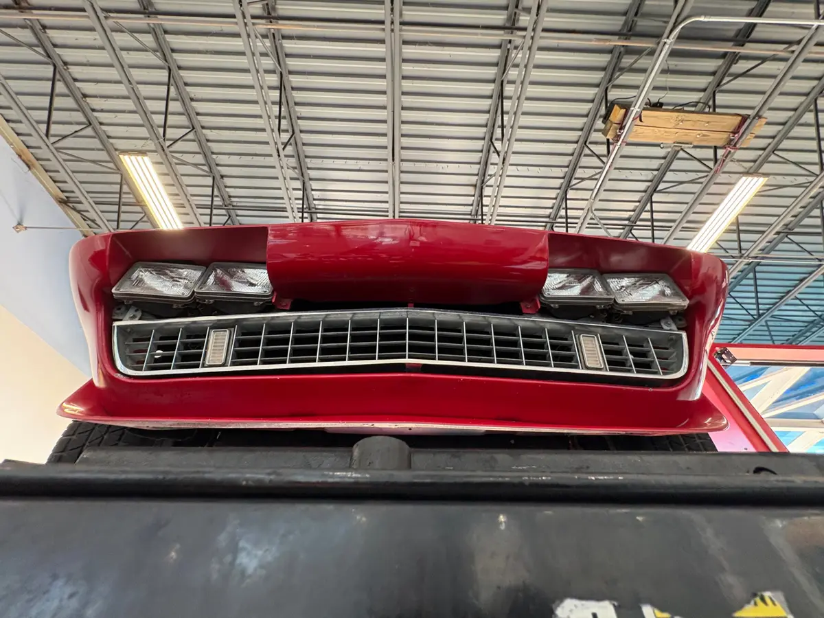 Vehicle photo 57