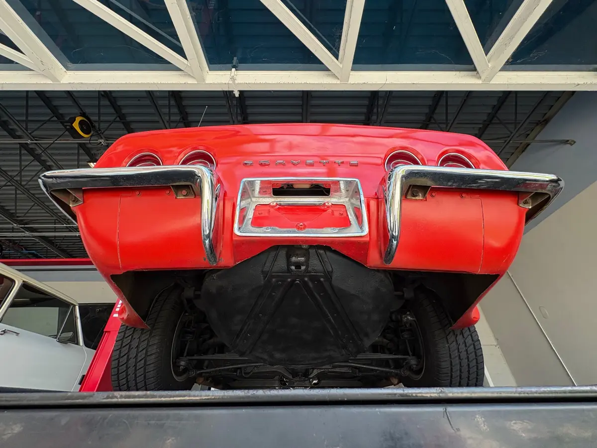 Vehicle photo 47