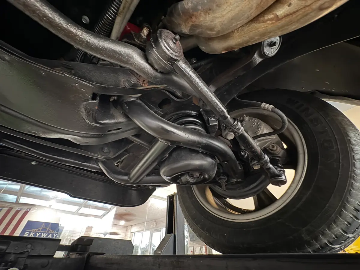 Vehicle photo 51