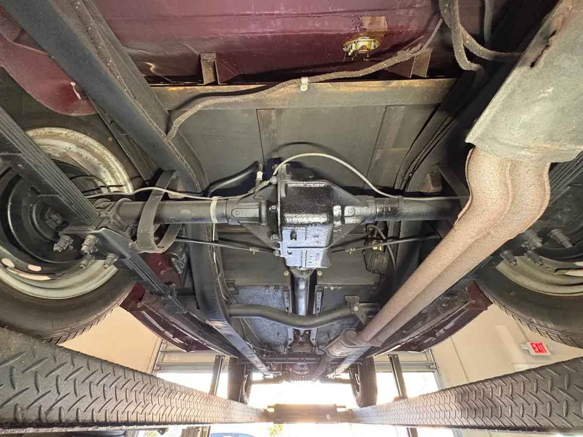 Vehicle photo 43