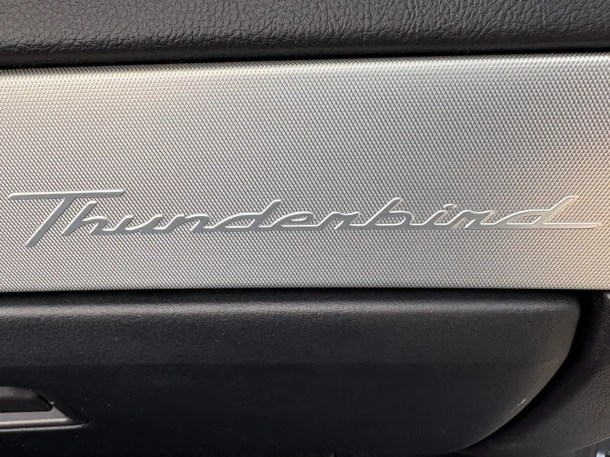 Vehicle photo 49