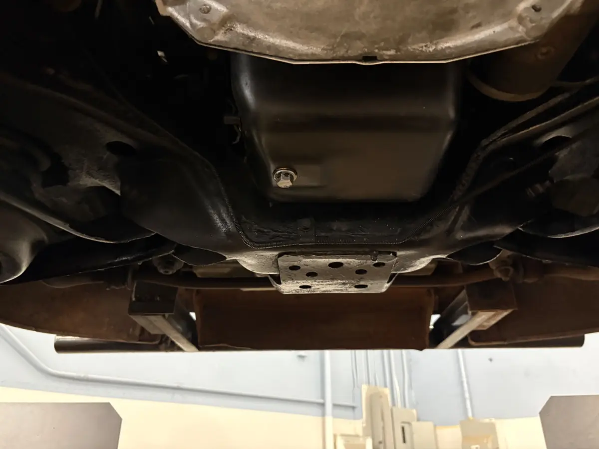 Vehicle photo 37