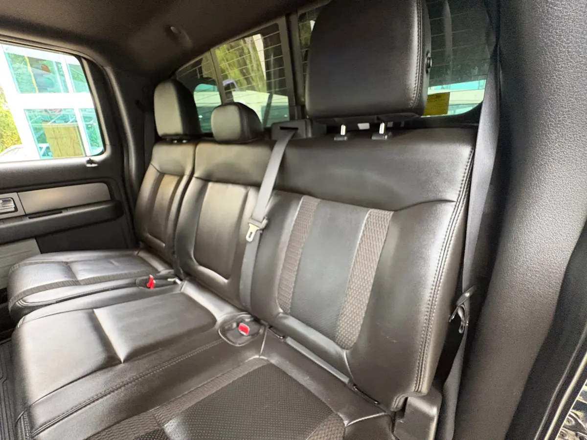 Vehicle photo 39