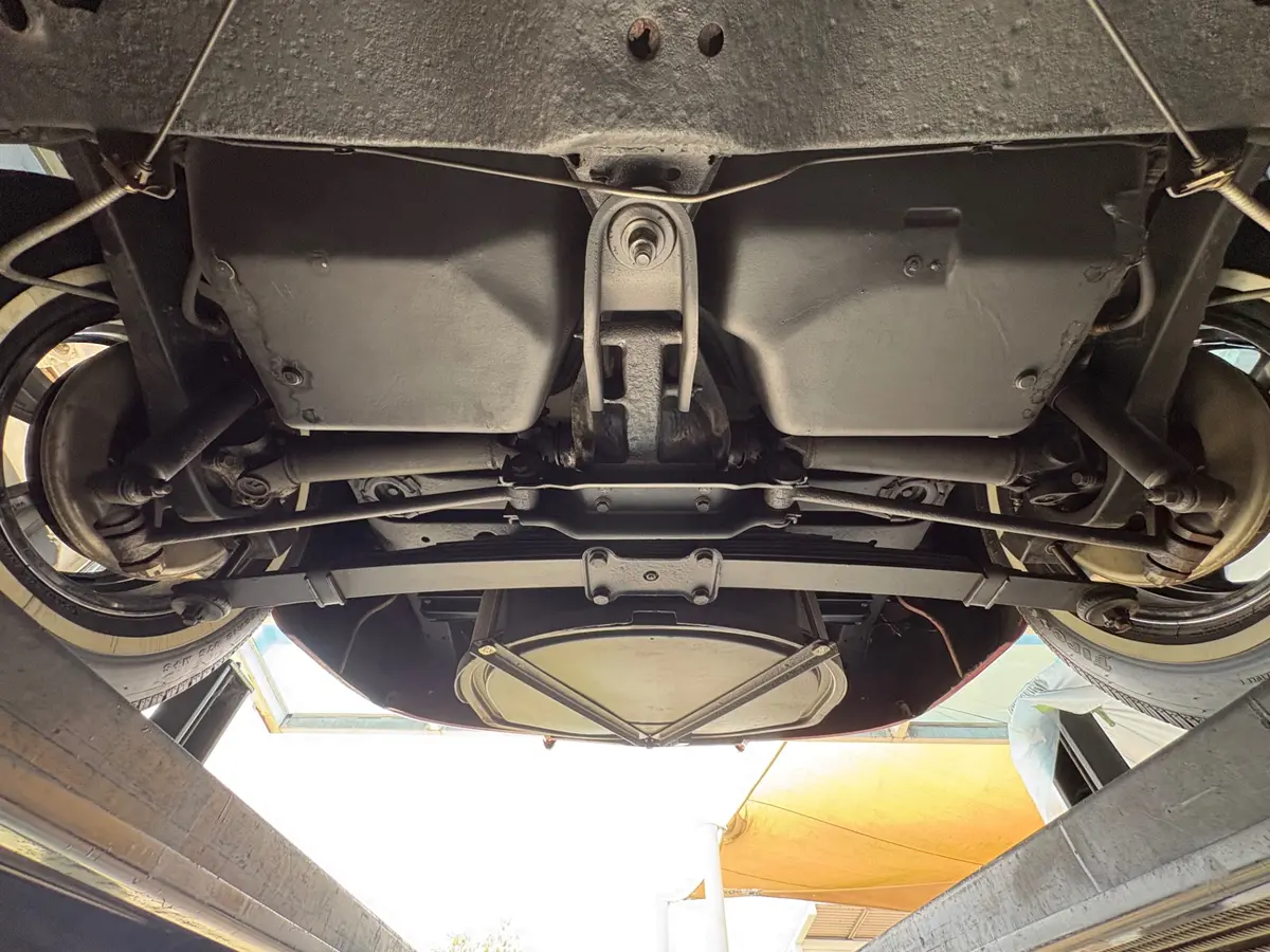 Vehicle photo 70