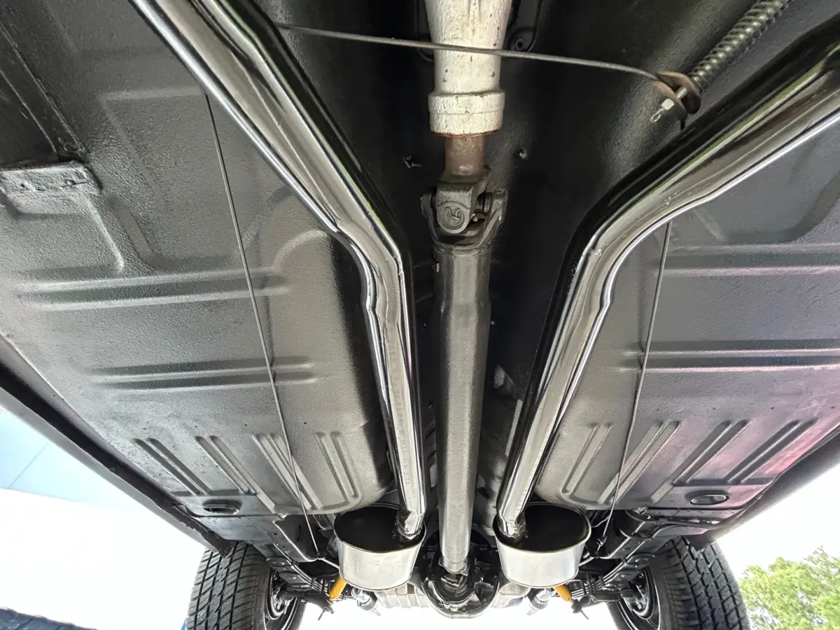 Vehicle photo 47