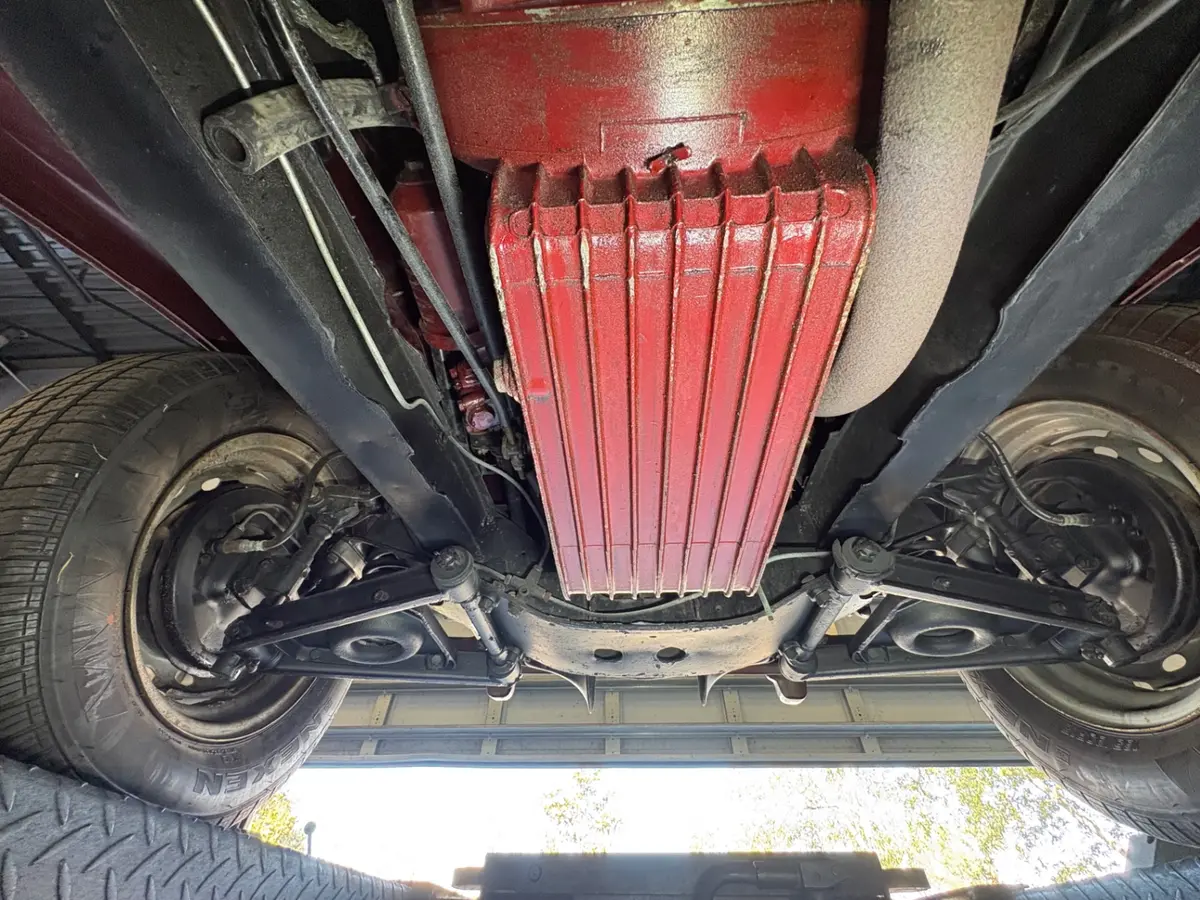 Vehicle photo 49