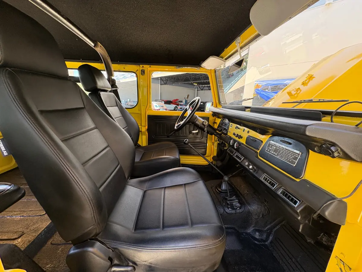 Vehicle photo 39