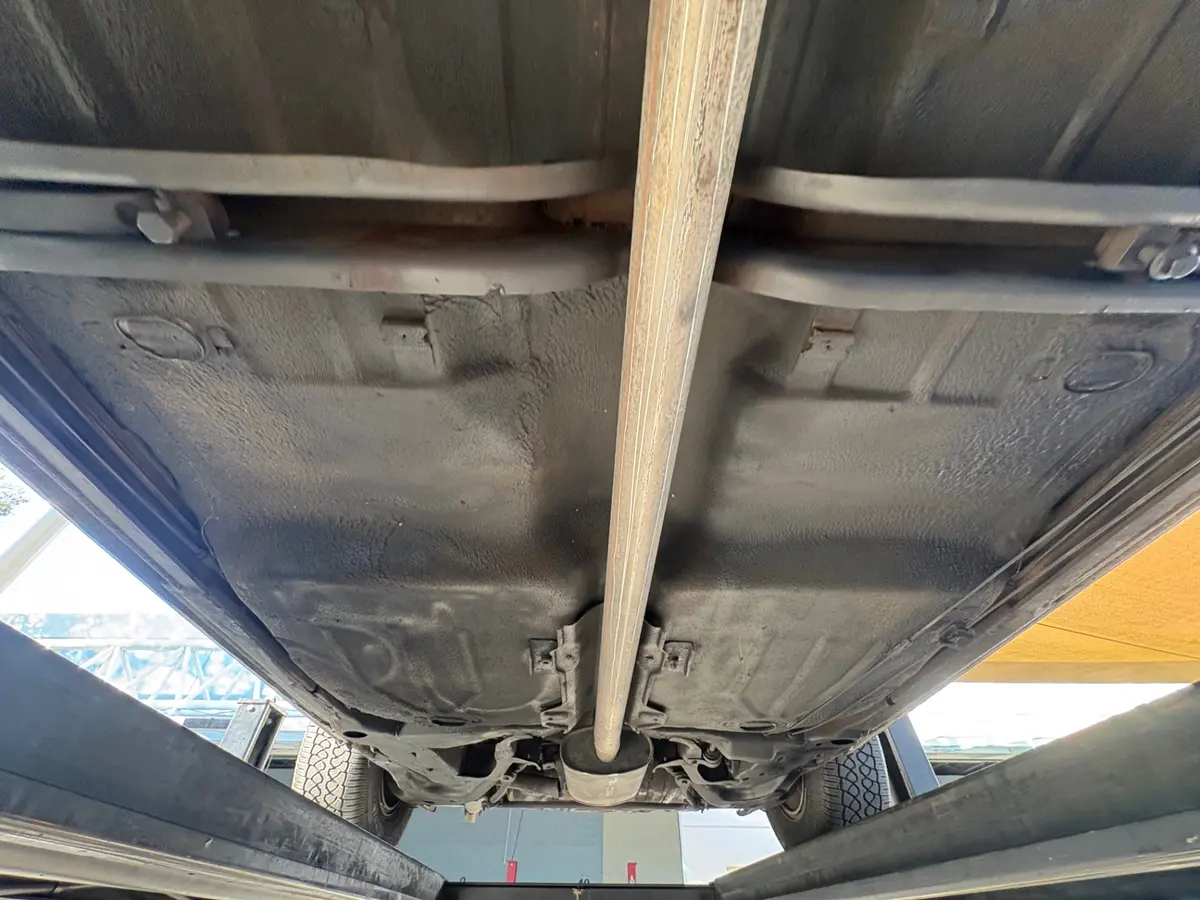 Vehicle photo 64