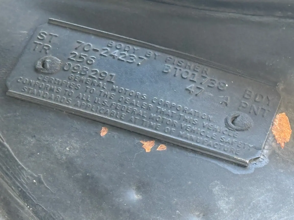 Vehicle photo 26