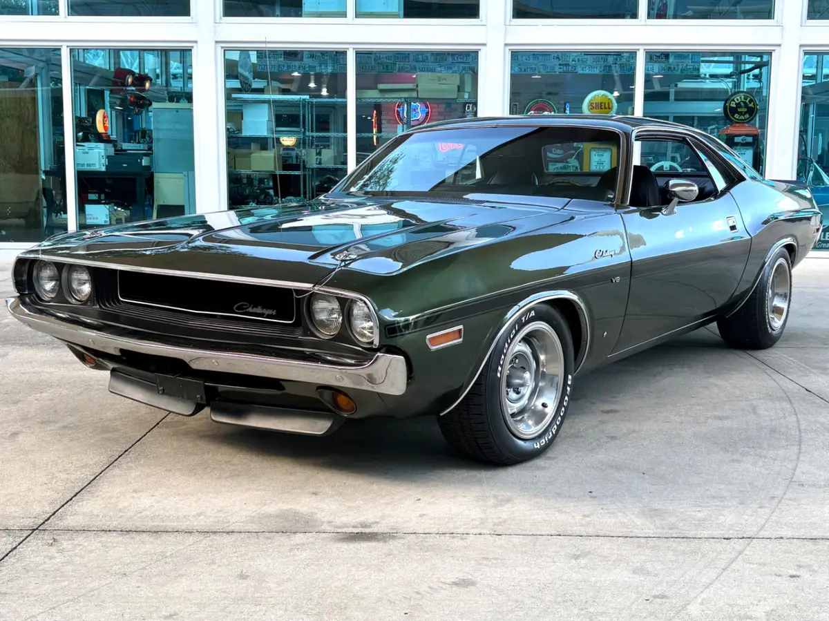Vehicle photo 1