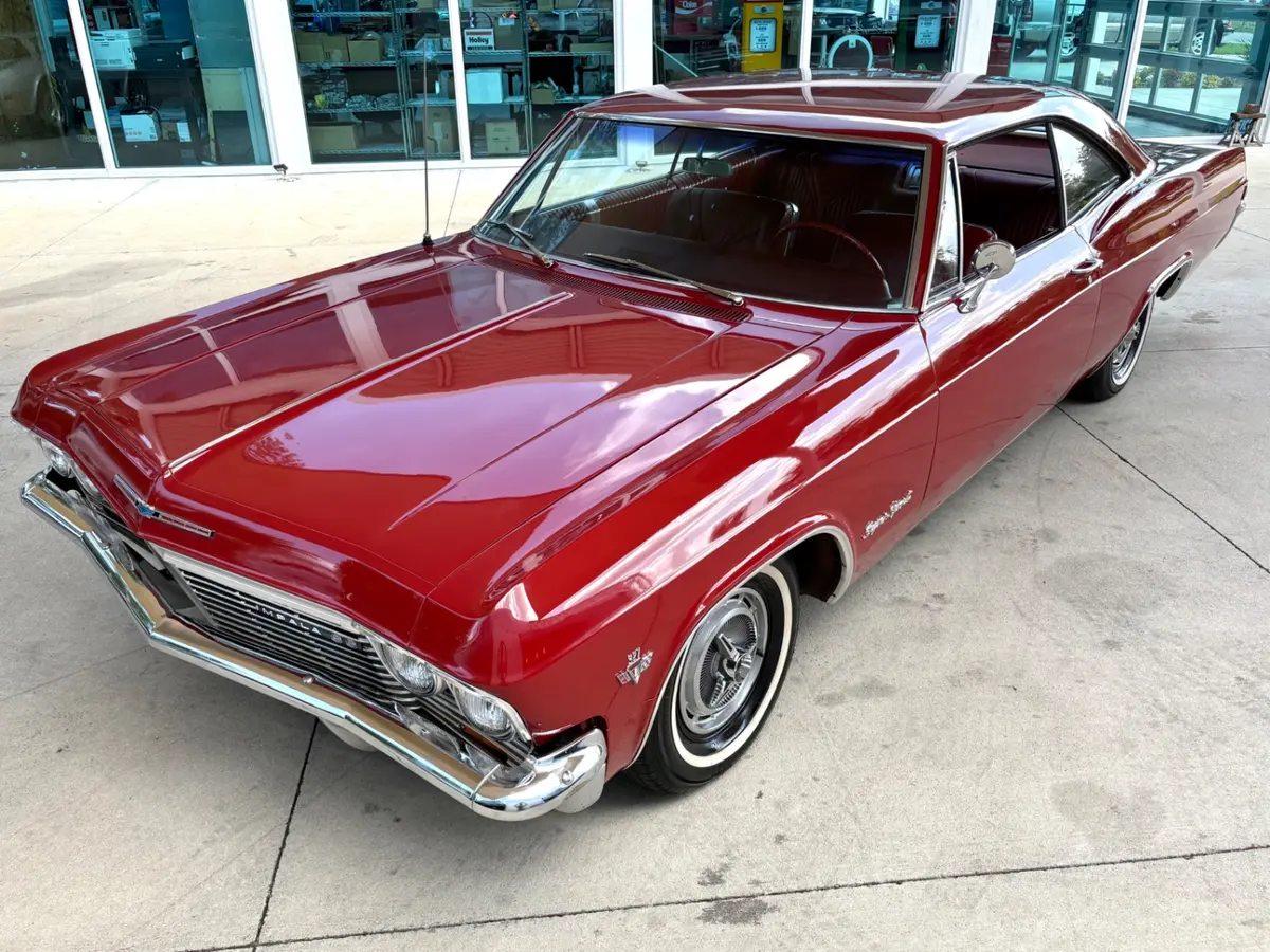 Vehicle photo 20