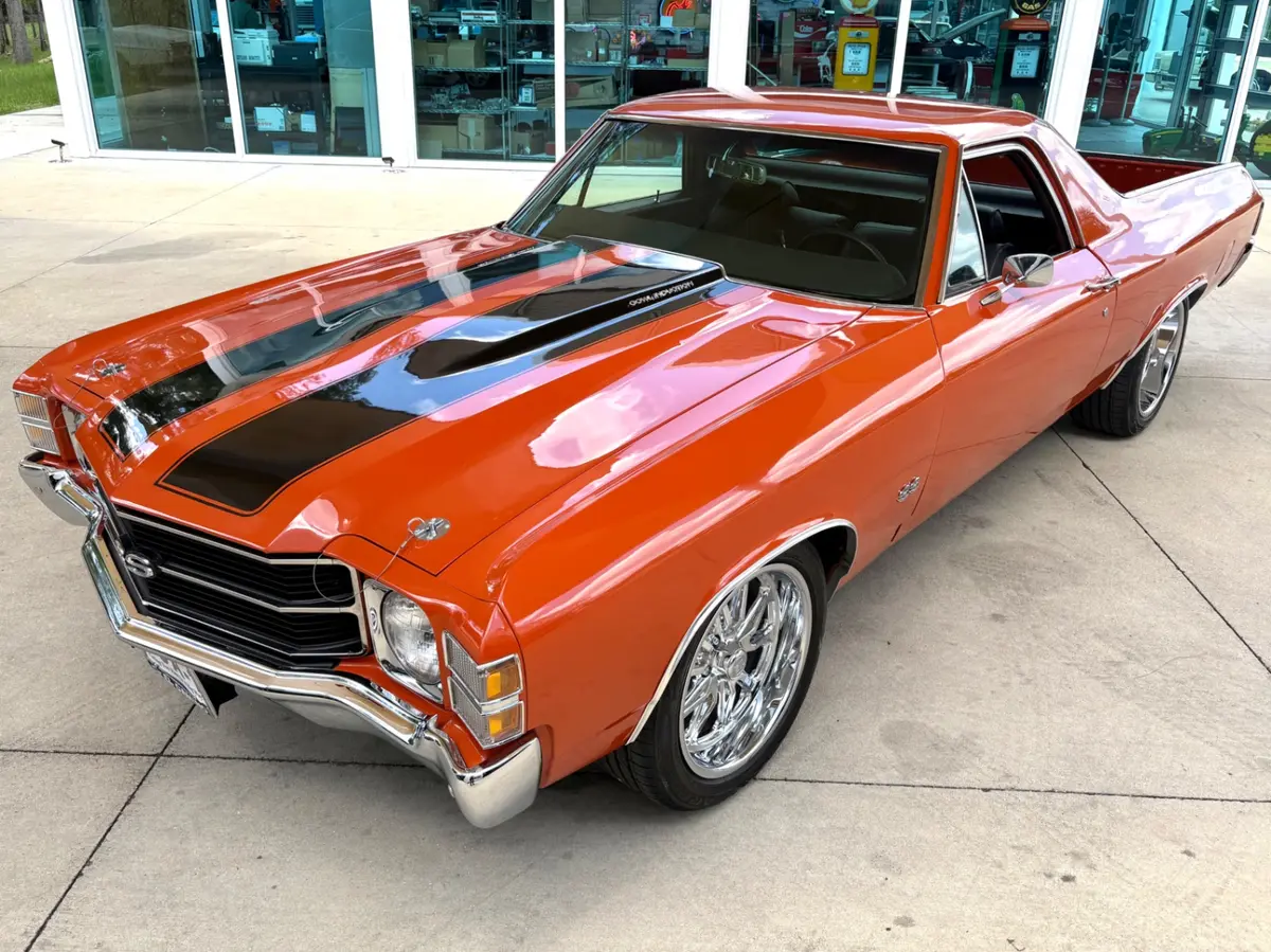 Vehicle photo 20
