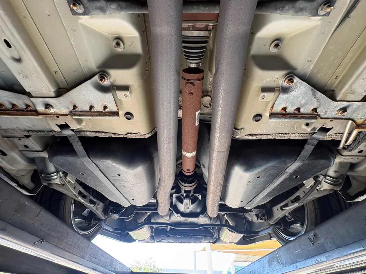 Vehicle photo 57