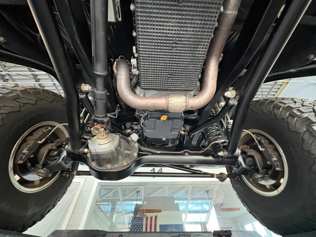 Vehicle photo 64