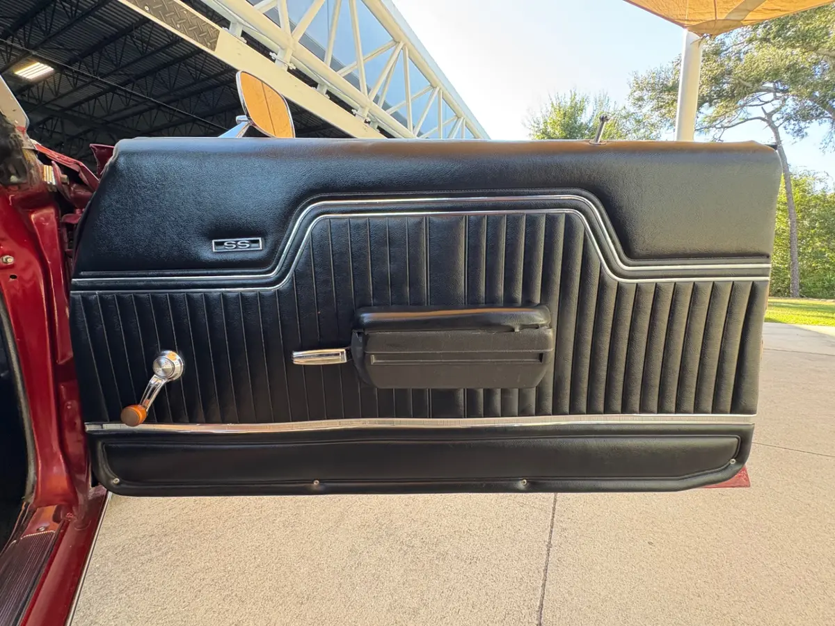 Vehicle photo 41