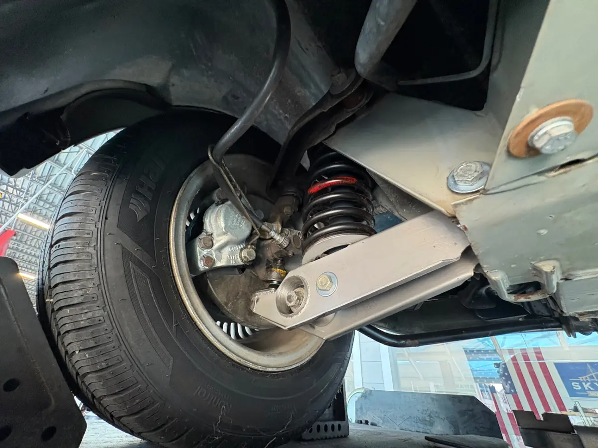 Vehicle photo 58