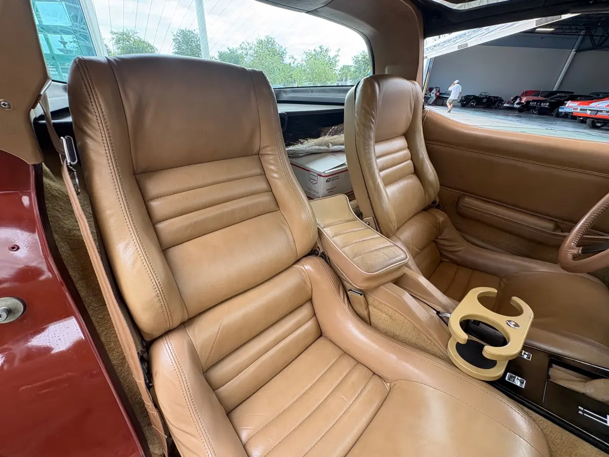 Vehicle photo 40