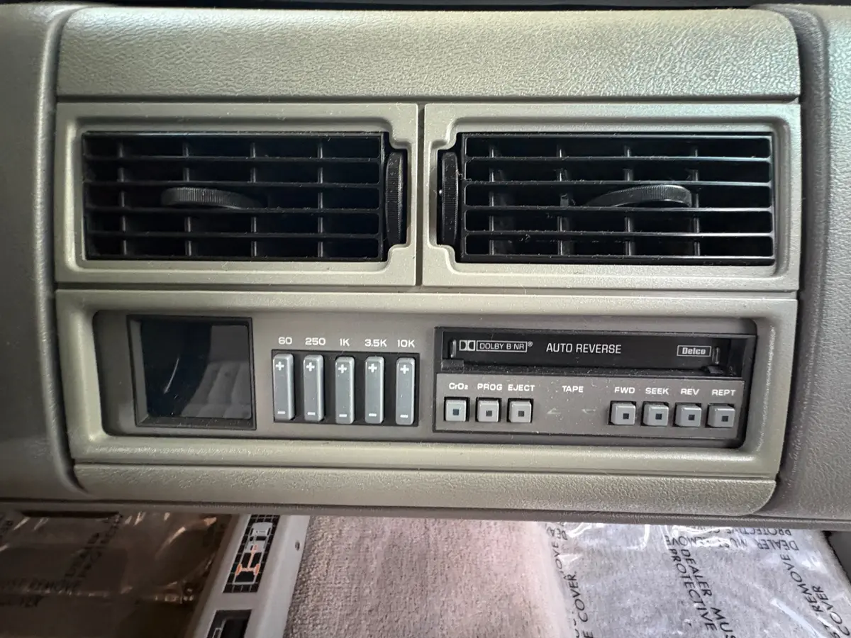 Vehicle photo 39