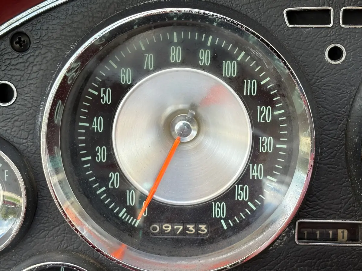 Vehicle photo 32