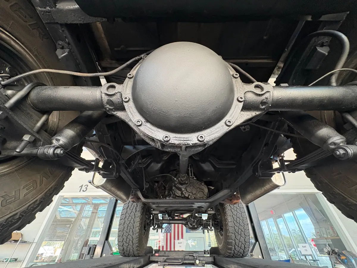 Vehicle photo 39