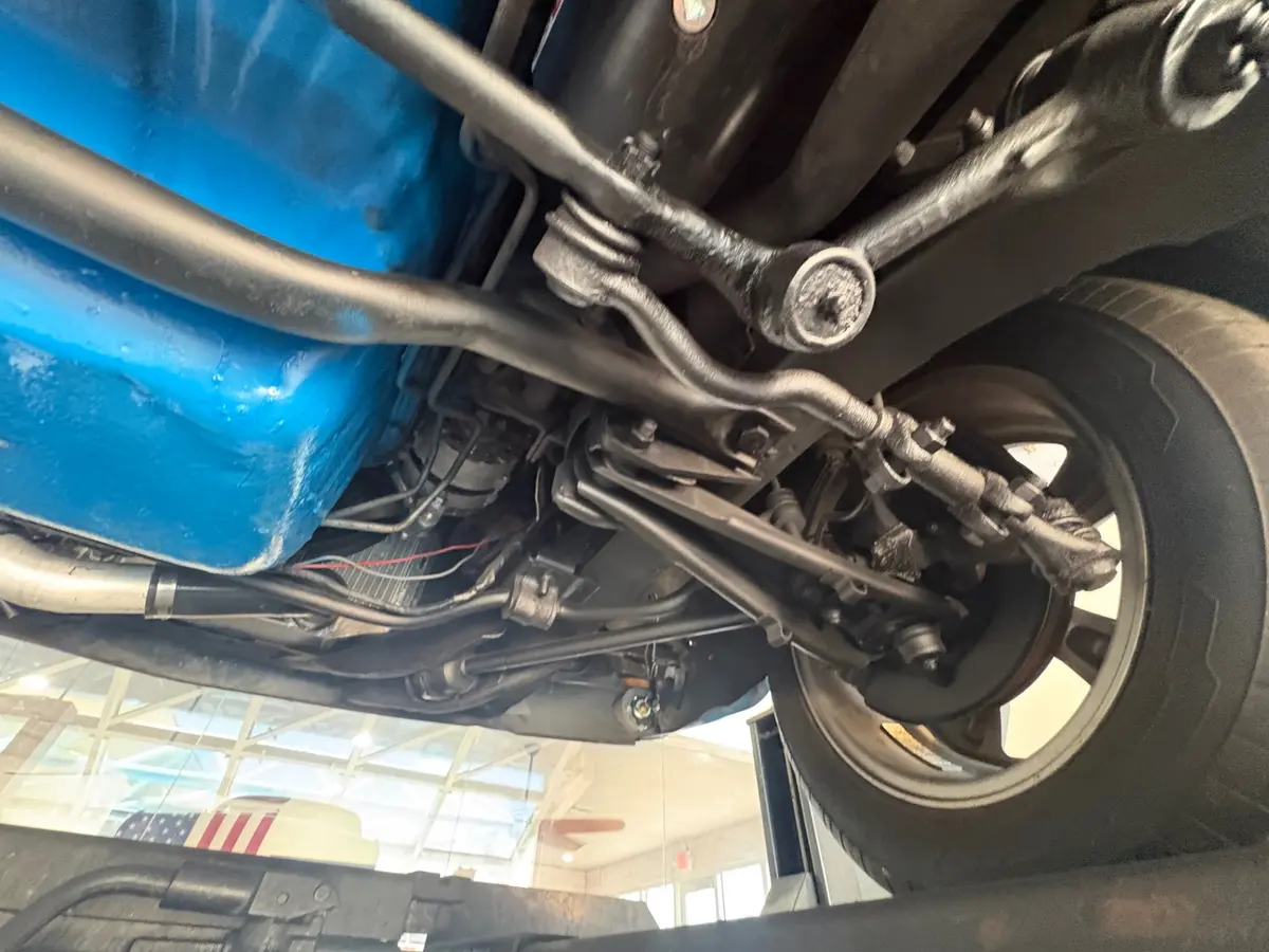 Vehicle photo 55