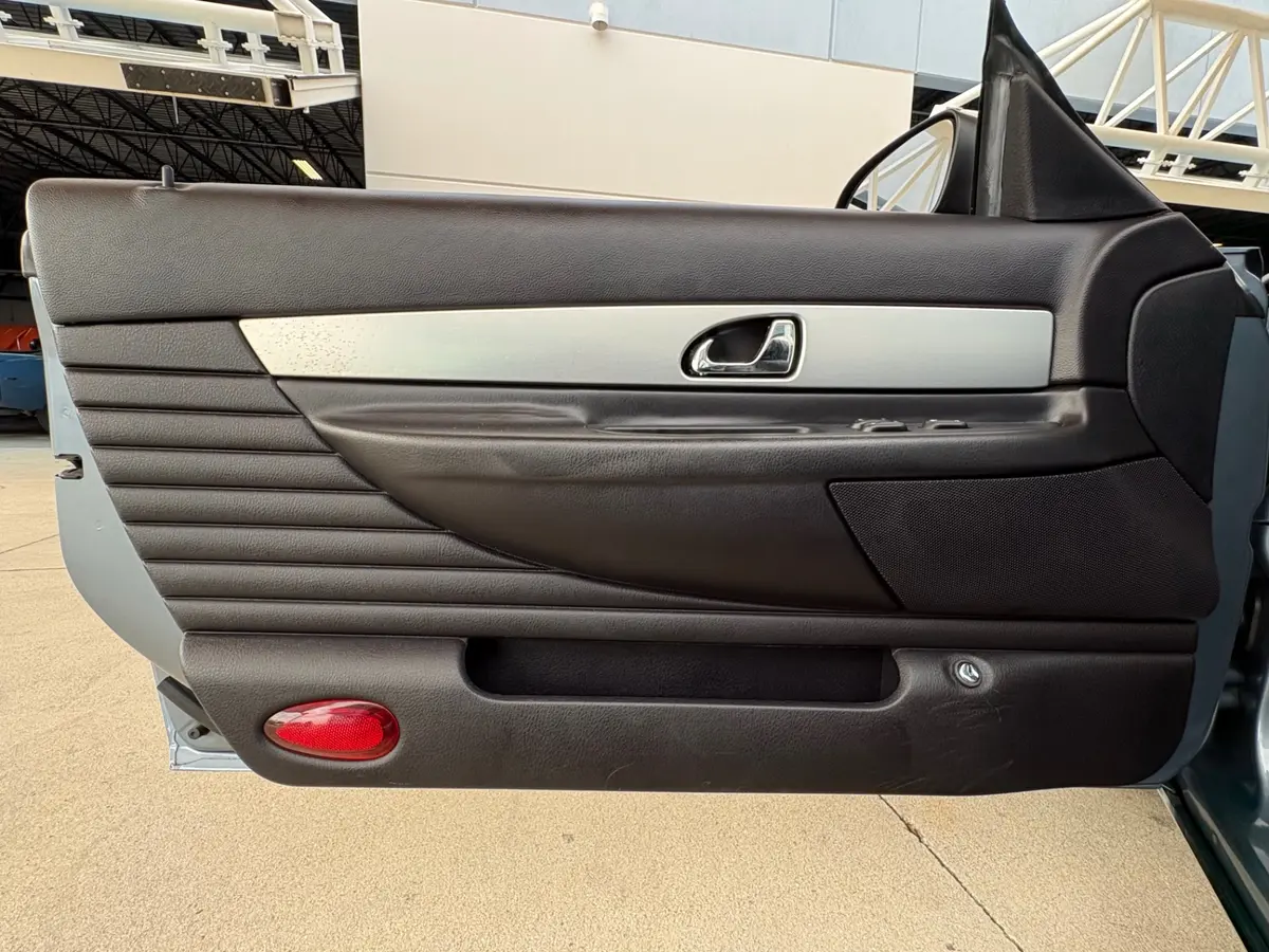 Vehicle photo 39